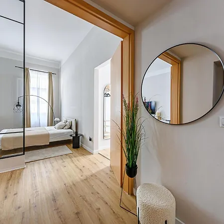The Noble At Gozsdu Courtyard - 2br - Pool Βουδαπέστη