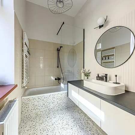 The Noble At Gozsdu Courtyard - 2br - Pool