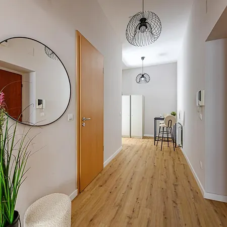 The Noble At Gozsdu Courtyard - 2br - Pool