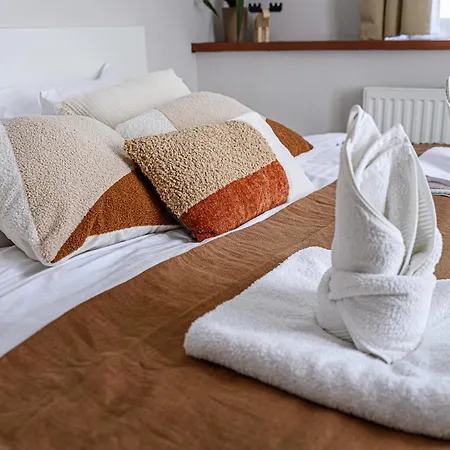 The Noble At Gozsdu Courtyard - 2br - Pool Βουδαπέστη