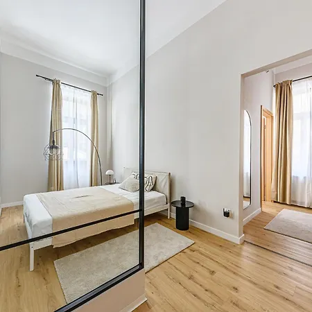 Διαμέρισμα The Noble At Gozsdu Courtyard - 2br - Pool