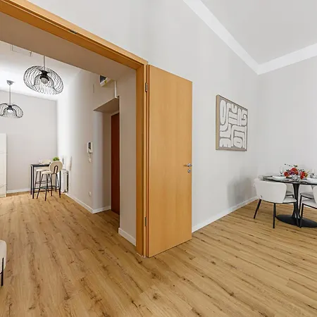 The Noble At Gozsdu Courtyard - 2br - Pool *